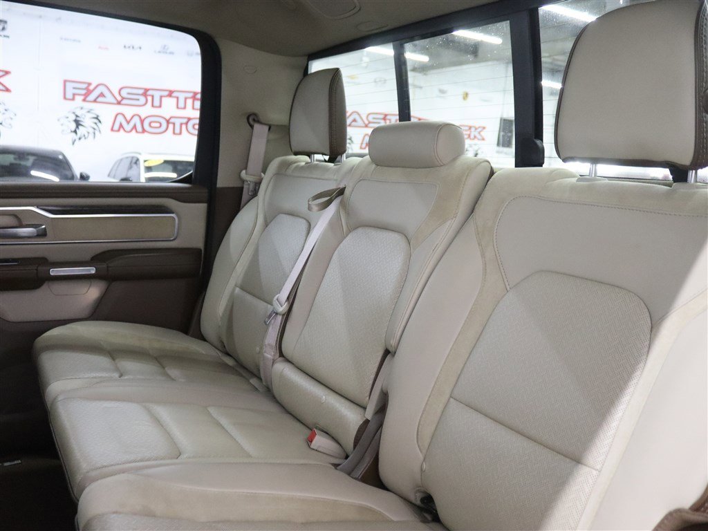 Used 2019 RAM 1500 Laramie AWD/4WD image 15