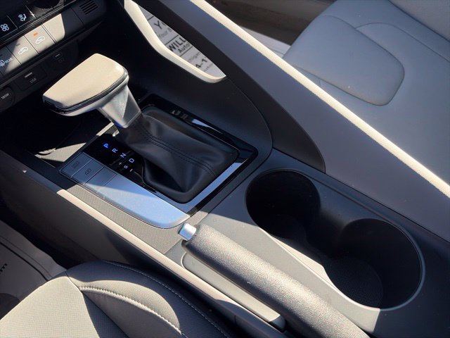 Certified 2026 Hyundai Elantra Sport FWD image 13