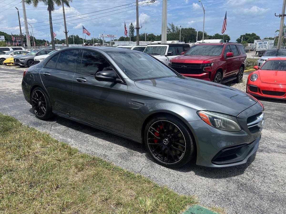 Used 2017 Mercedes-Benz C 63 AMG S image 4
