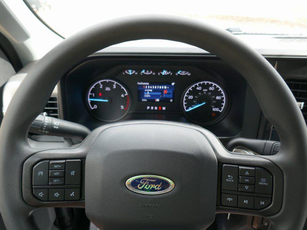New 2026 Ford F250 XL w/ XL Off-Road Package image 22
