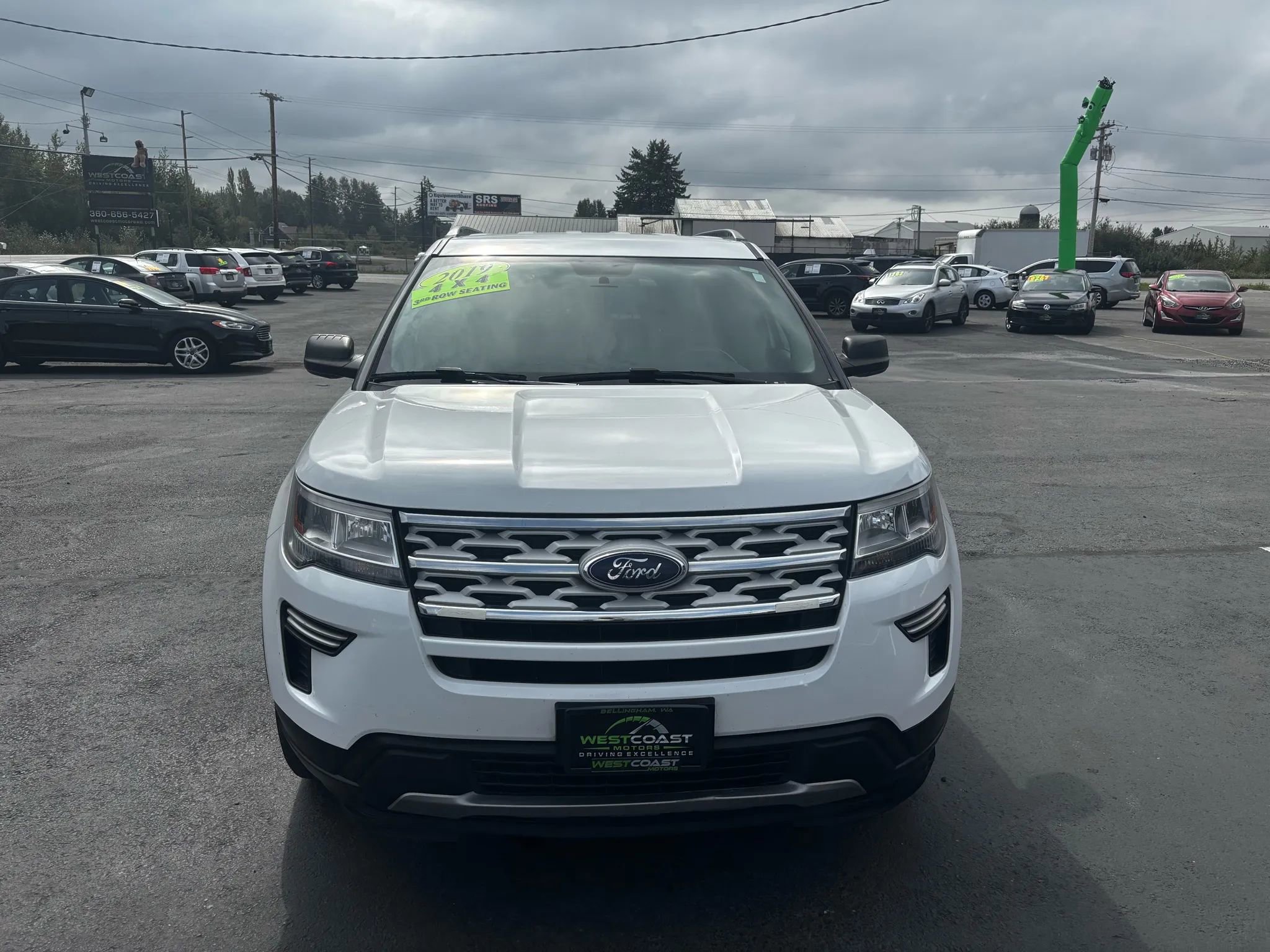 Used 2019 Ford Explorer XLT w/ Class III Trailer Tow Package image 2