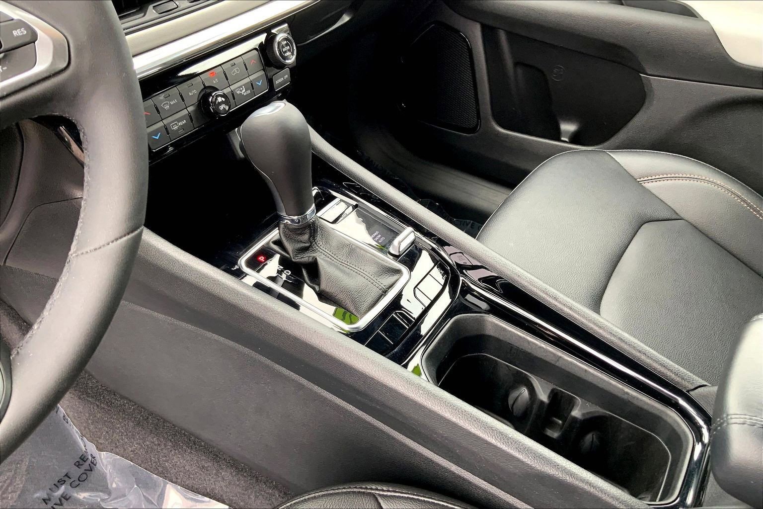 Certified 2024 Jeep Compass Limited image 16