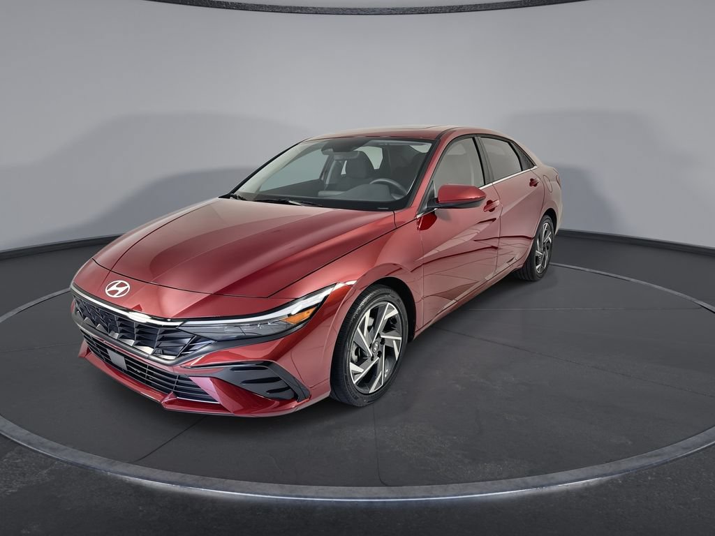 Certified 2025 Hyundai Elantra SEL FWD image 4