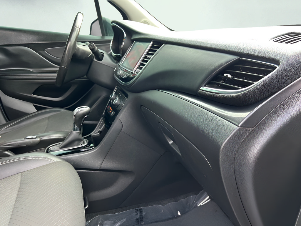 Used 2018 Buick Encore Preferred FWD image 27