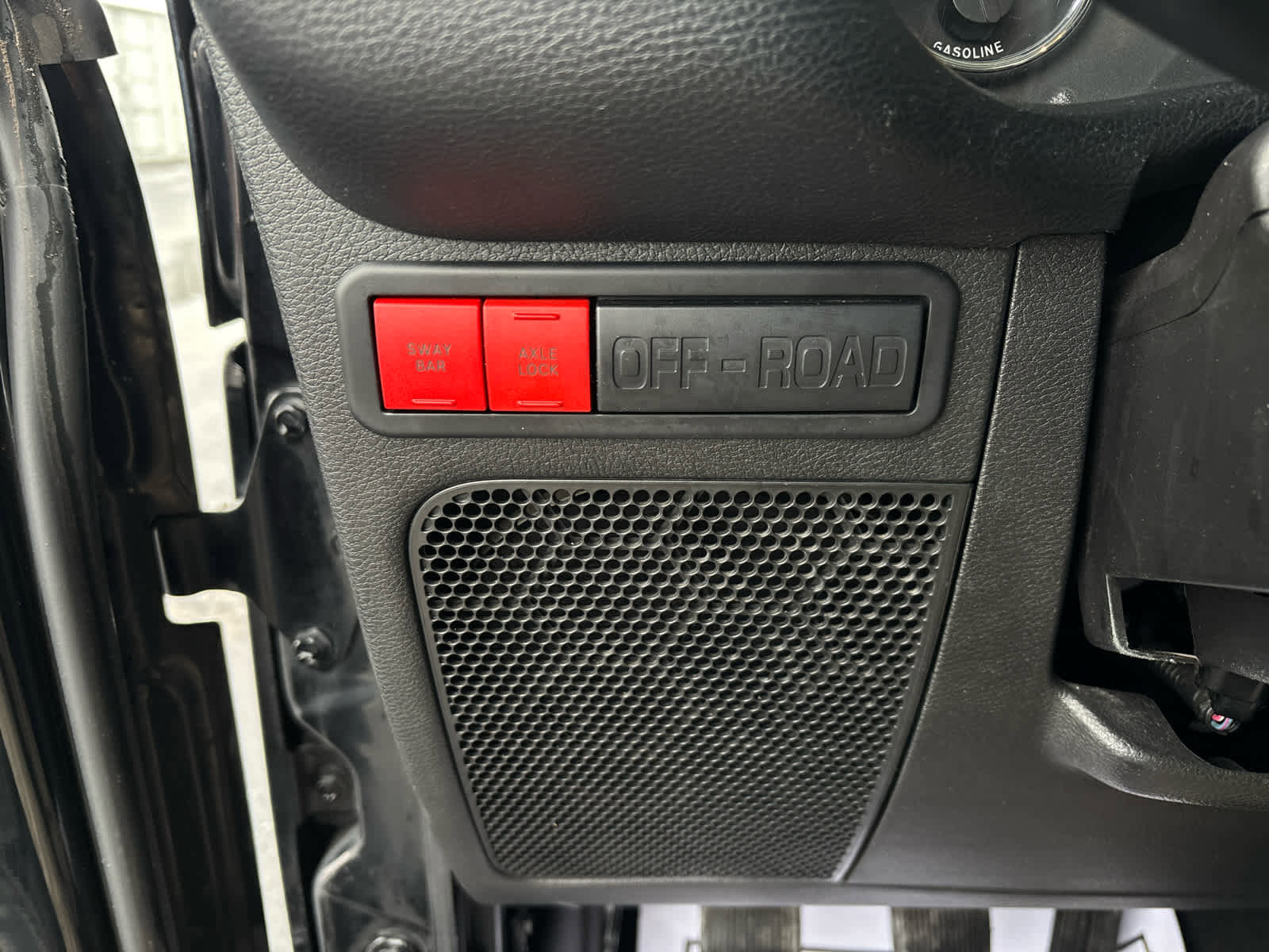 Used 2014 Jeep Wrangler Unlimited Rubicon image 17