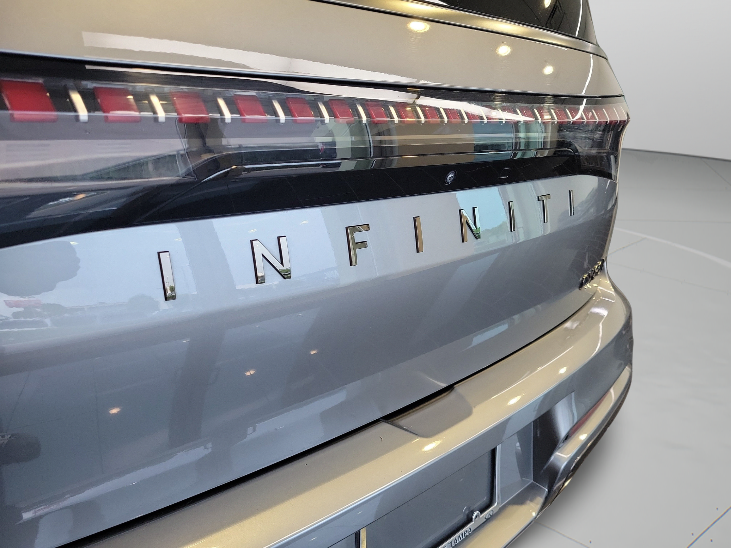Certified 2025 INFINITI QX80 Autograph AWD/4WD image 28