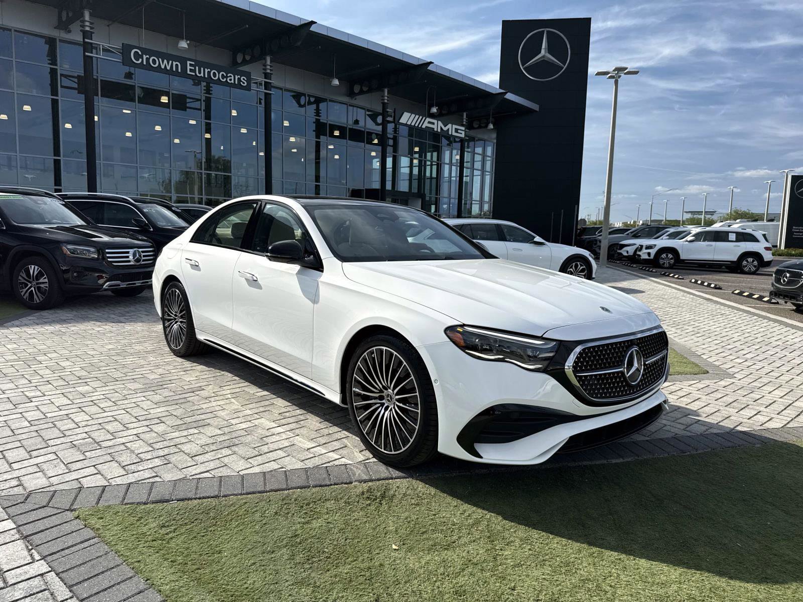 New 2026 Mercedes-Benz E 450 4MATIC Sedan image 7
