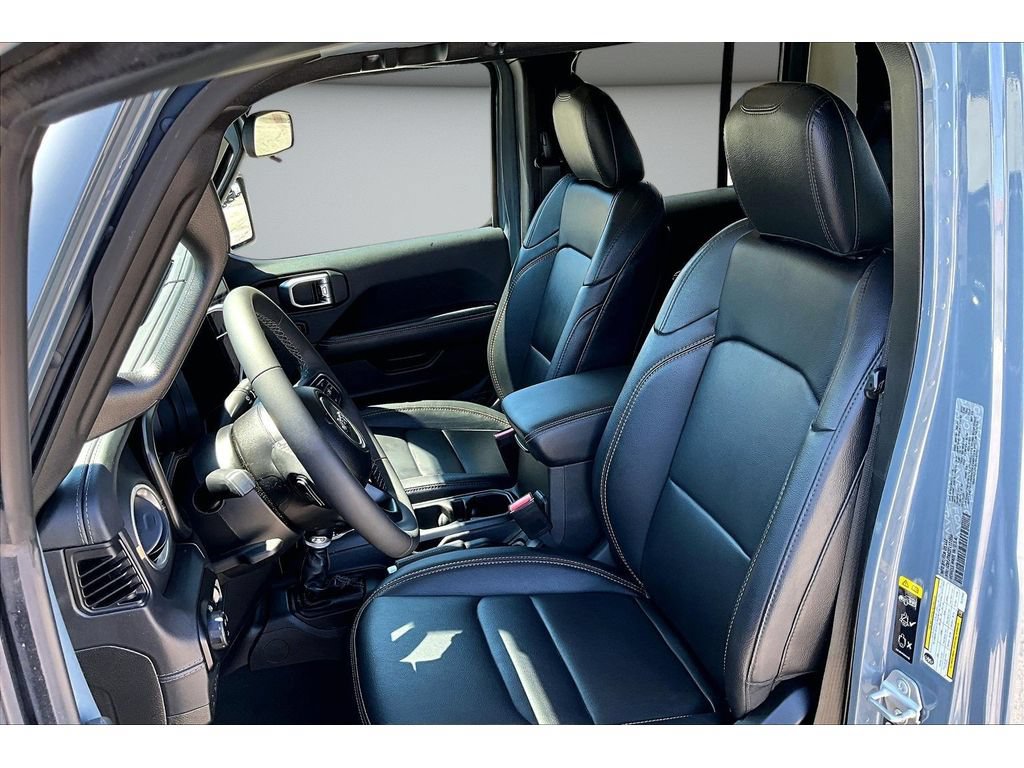 Used 2026 Jeep Gladiator Sport AWD/4WD image 34