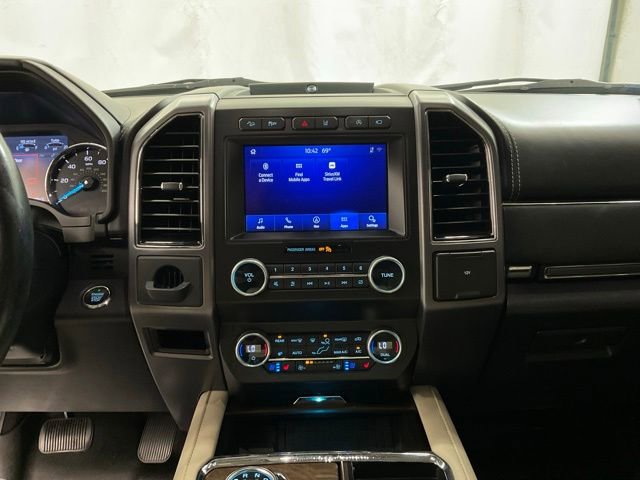 Used 2021 Ford Expedition Max Platinum AWD/4WD image 16