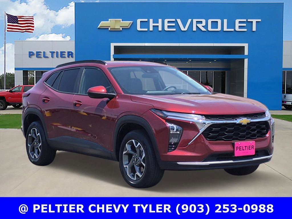 Used 2025 Chevrolet Trax LT w/ Driver Confidence Package
