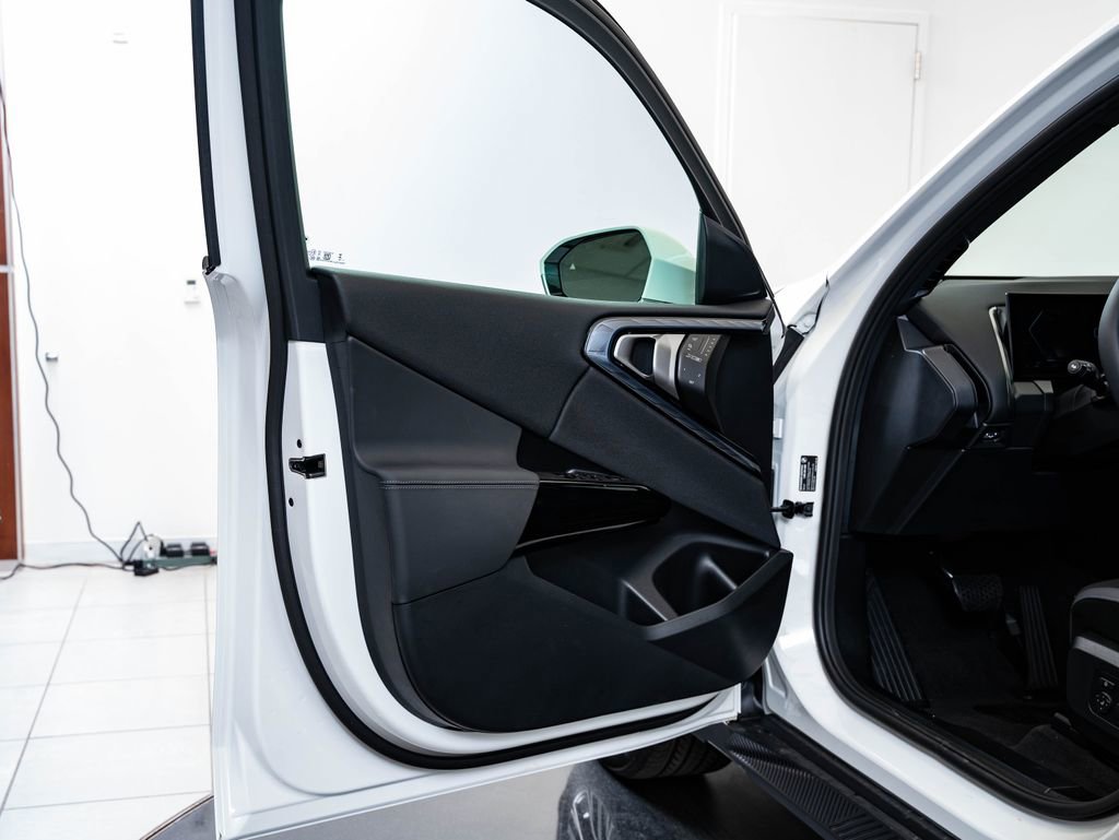 New 2026 BMW X3 xDrive30 w/ Convenience Package image 25