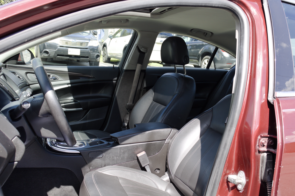 Used 2016 Buick Regal AWD image 11
