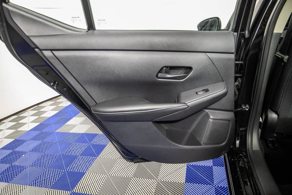 Used 2024 Nissan Sentra SV w/ Trunk Package image 14