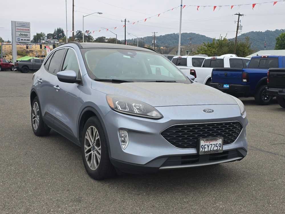Used 2022 Ford Escape SEL w/ Technology Package FWD image 4