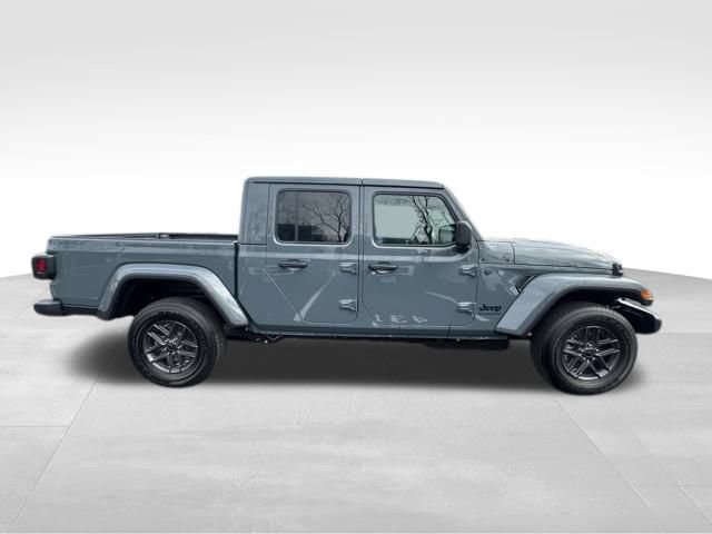 New 2026 Jeep Gladiator Sport AWD/4WD image 8