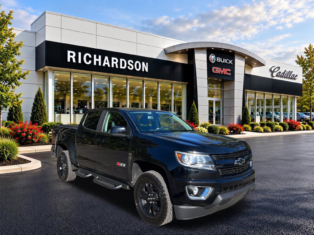 Used 2019 Chevrolet Colorado Z71 w/ Z71 Midnight Edition AWD/4WD image 9