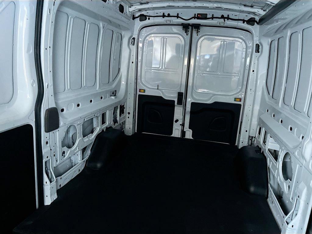 Used 2024 Ford Transit 250 148 Medium Roof Extended AWD image 24