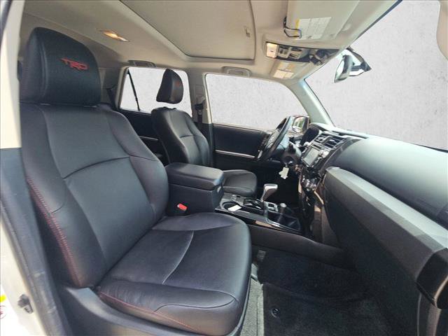 Used 2018 Toyota 4Runner TRD Off-Road Premium AWD/4WD image 20