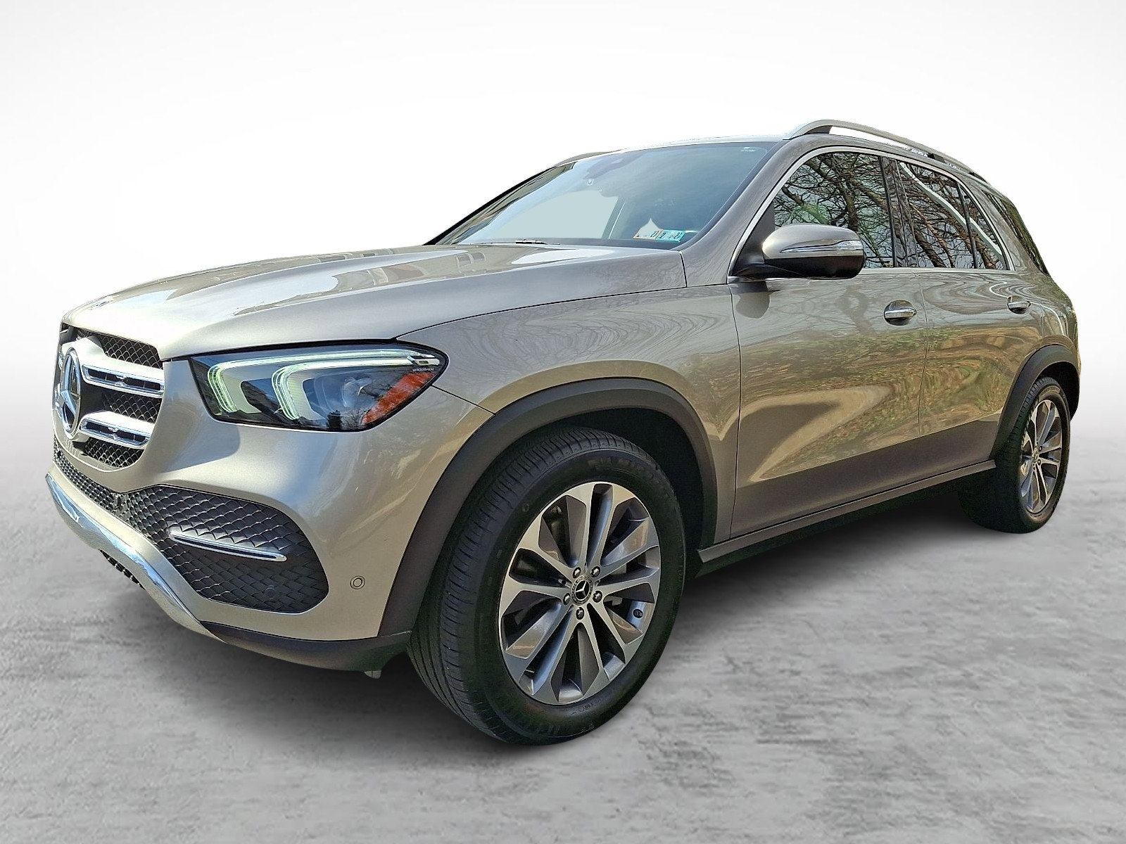 Used 2021 Mercedes-Benz GLE 350 4MATIC image 3