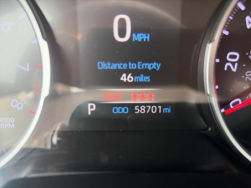 Used 2020 Toyota RAV4 LE FWD image 17