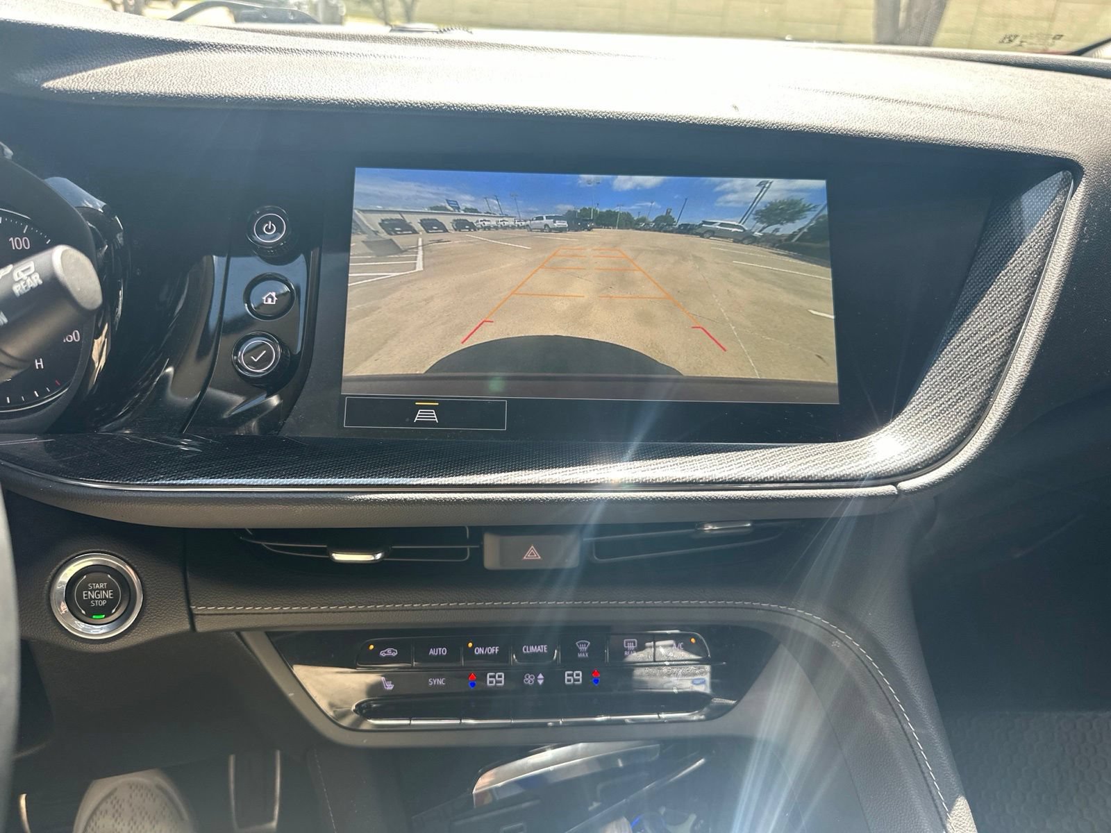 Used 2023 Buick Envision Essence w/ Sport Touring Package FWD image 9