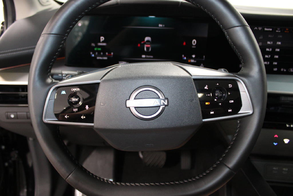 Used 2025 Nissan Murano SL AWD/4WD image 32