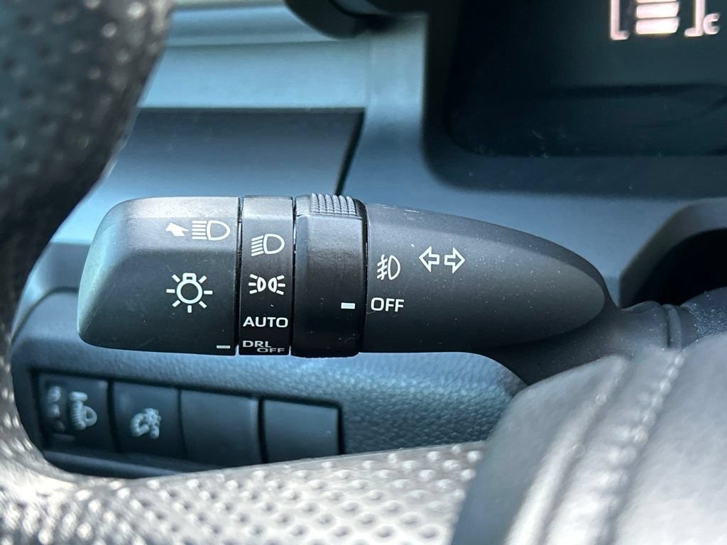 Used 2025 Toyota Tacoma SR5 RWD image 27