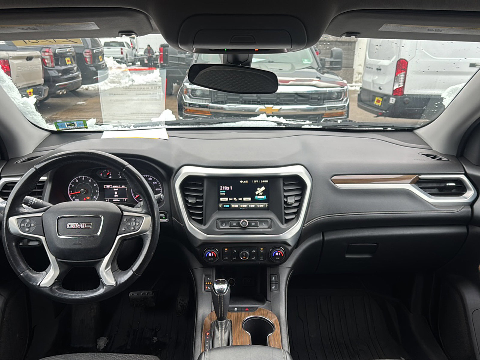 Used 2018 GMC Acadia SLE w/ Driver Alert Package I image 6