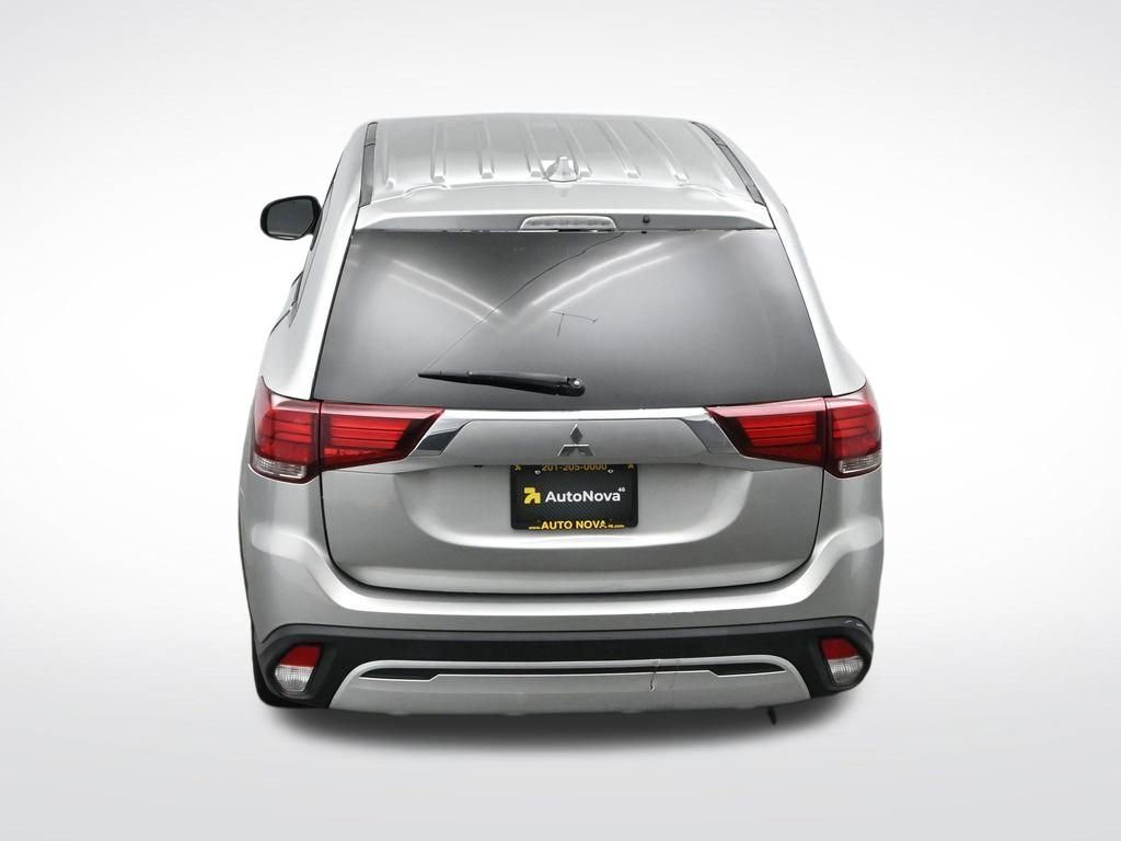 Used 2020 Mitsubishi Outlander SEL image 44