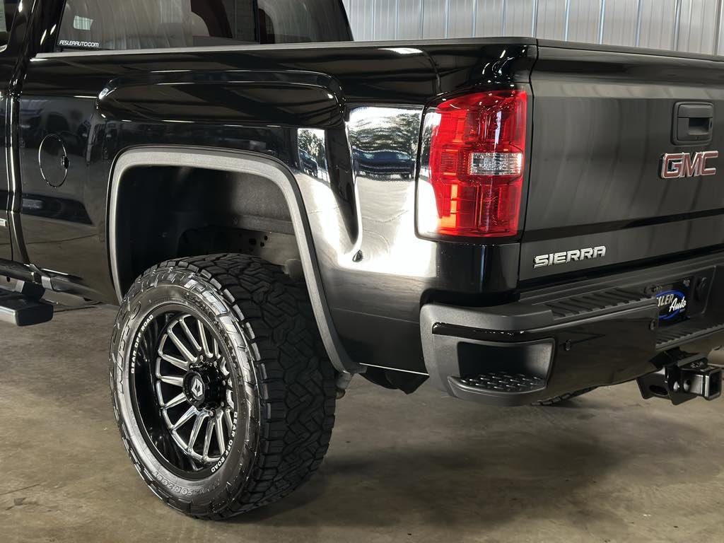 Used 2017 GMC Sierra 2500 Denali w/ Duramax Plus Package image 25