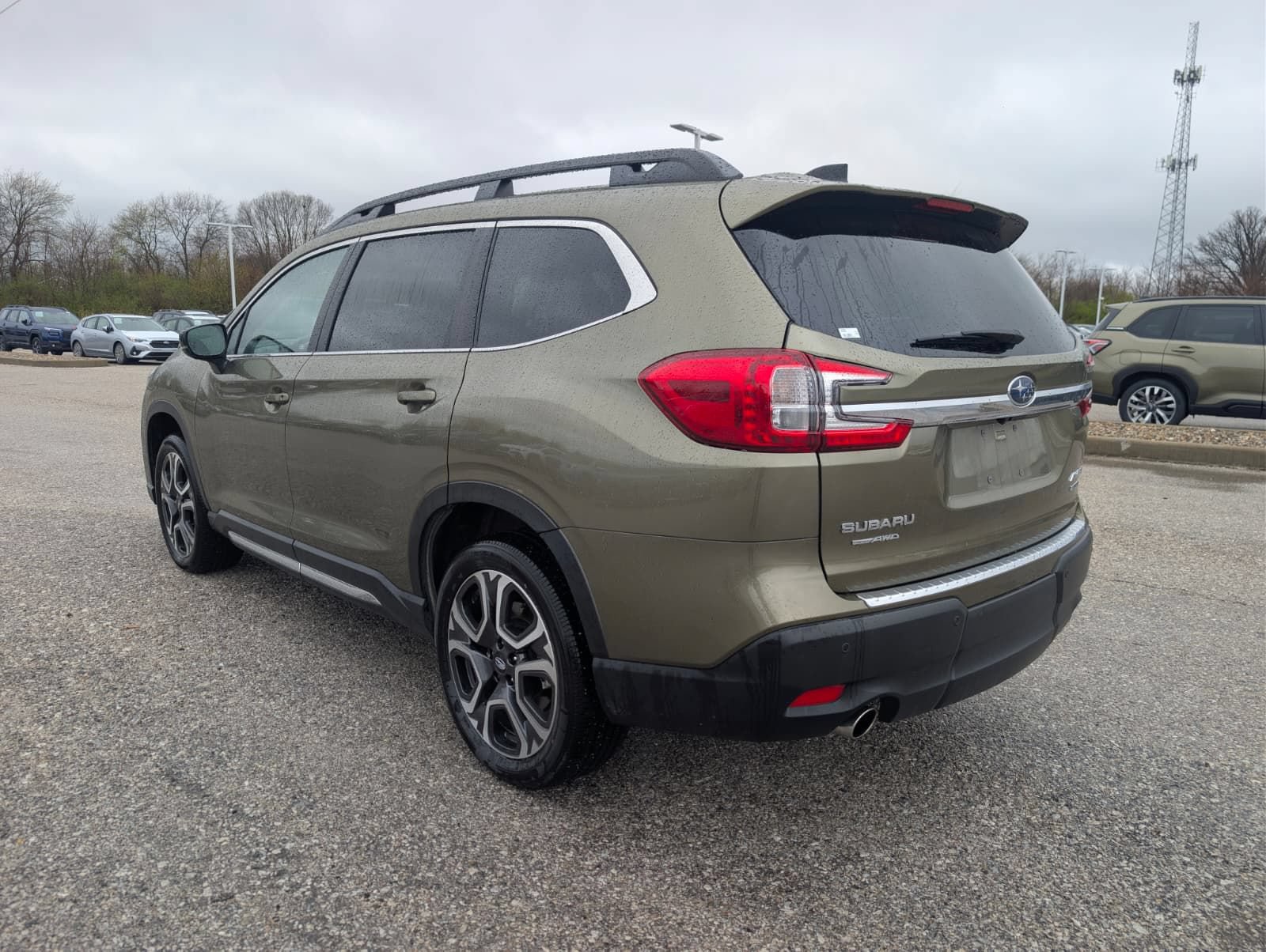 Certified 2026 Subaru Ascent Limited AWD/4WD image 3