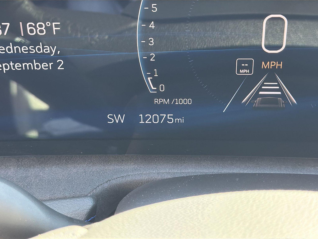 Used 2024 Cadillac XT4 Sport AWD/4WD image 11
