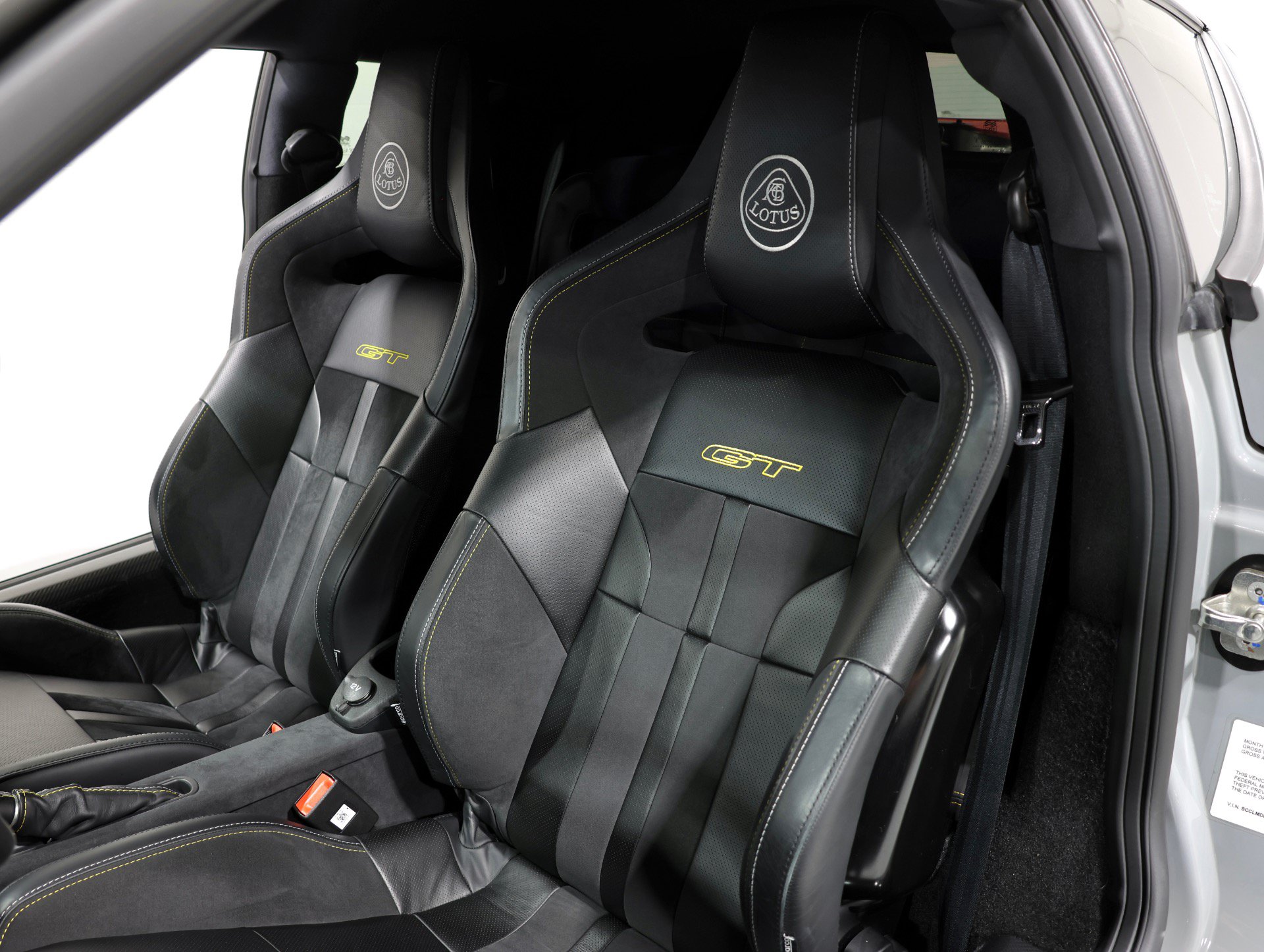 Used 2020 Lotus Evora RWD image 9