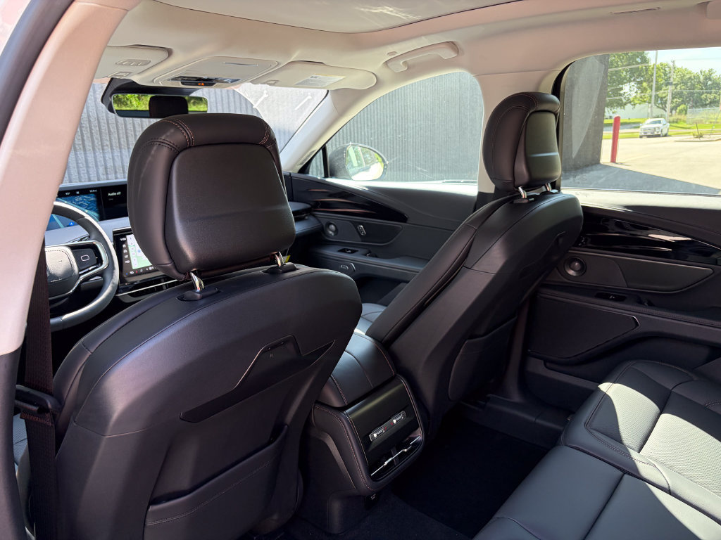 New 2026 Lincoln Nautilus Premier w/ Equipment Group 102A AWD/4WD image 19