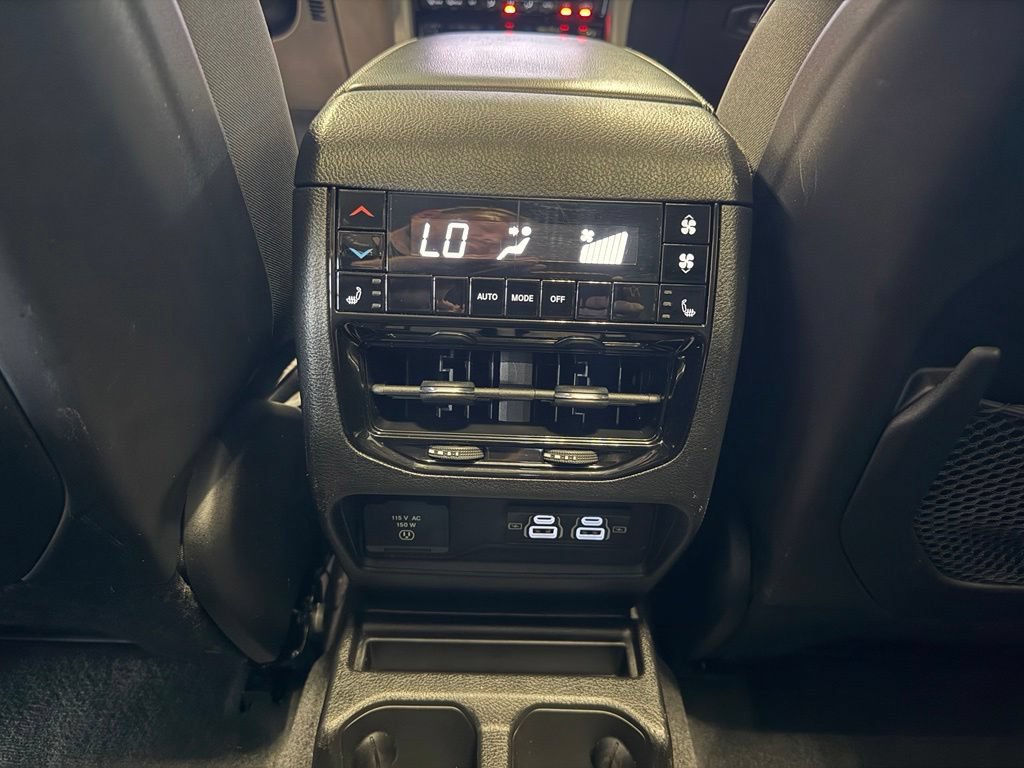 Used 2021 Jeep Grand Cherokee L Limited RWD image 18