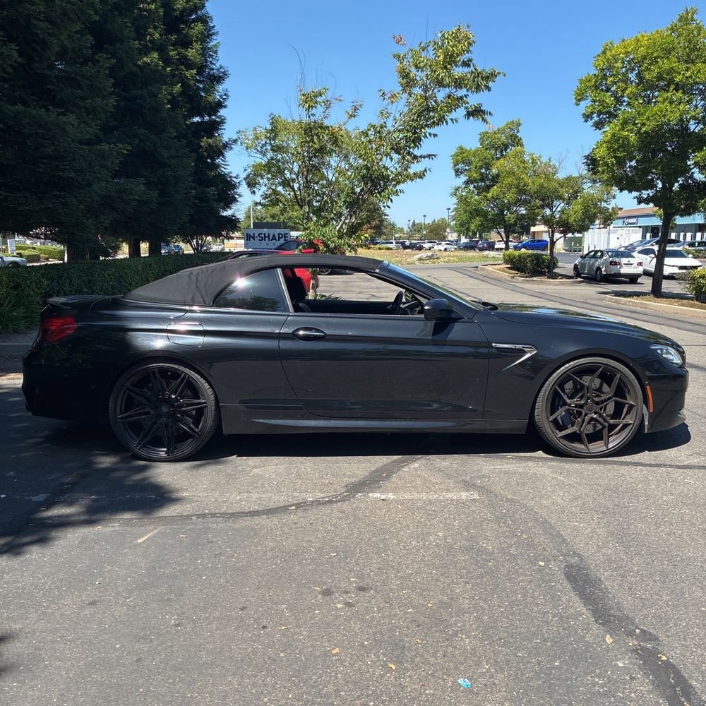 Used 2015 BMW M6 Convertible RWD image 3
