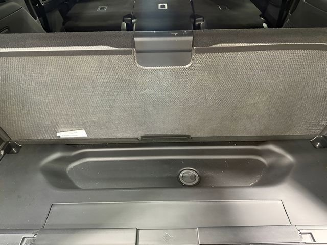 Used 2025 Ford Expedition Tremor AWD/4WD image 48