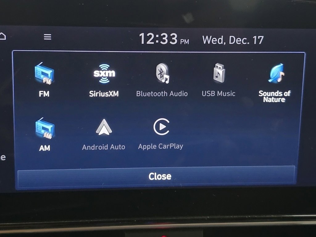 Used 2023 Hyundai Elantra SEL w/ Convenience Package image 4