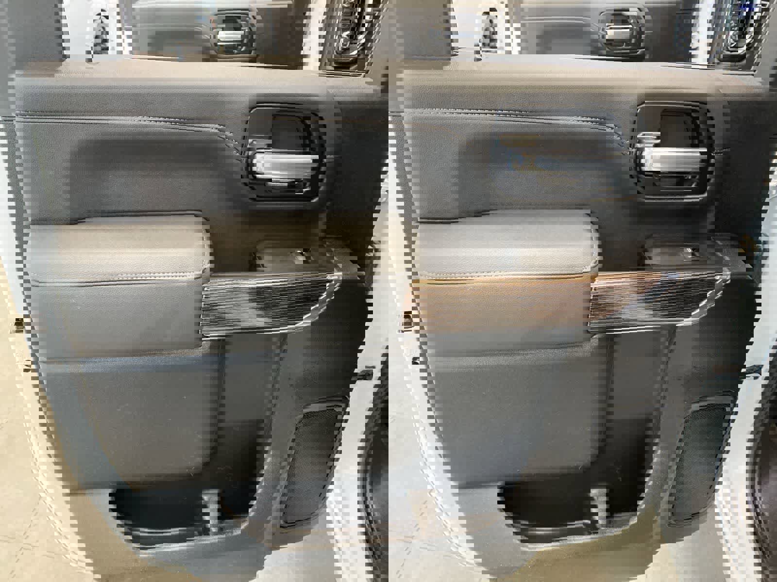 Used 2021 GMC Sierra 2500 SLE image 28