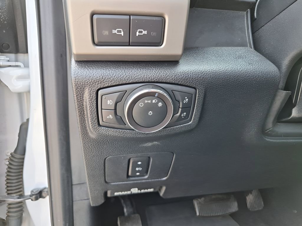 Used 2019 Ford F250 Lariat image 31