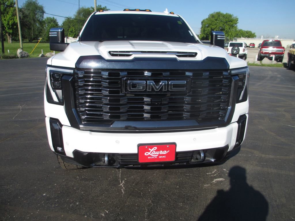 Used 2024 GMC Sierra 2500 Denali Ultimate w/ Max Trailering Package AWD/4WD image 14