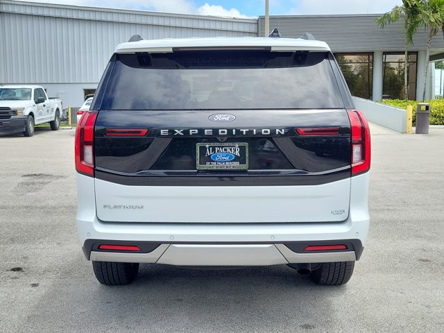 Certified 2025 Ford Expedition Platinum image 6