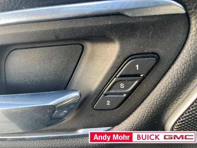 Used 2022 RAM 1500 Laramie AWD/4WD image 18