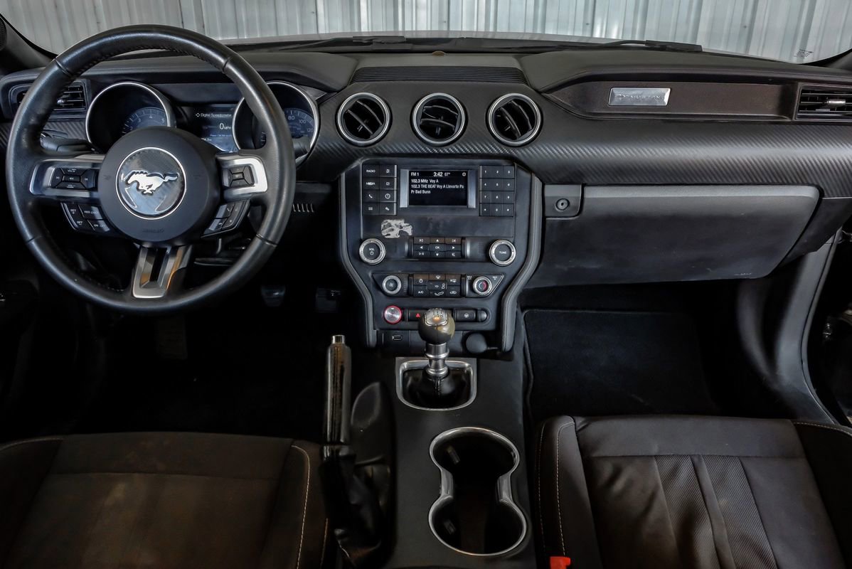 Used 2019 Ford Mustang Coupe image 13