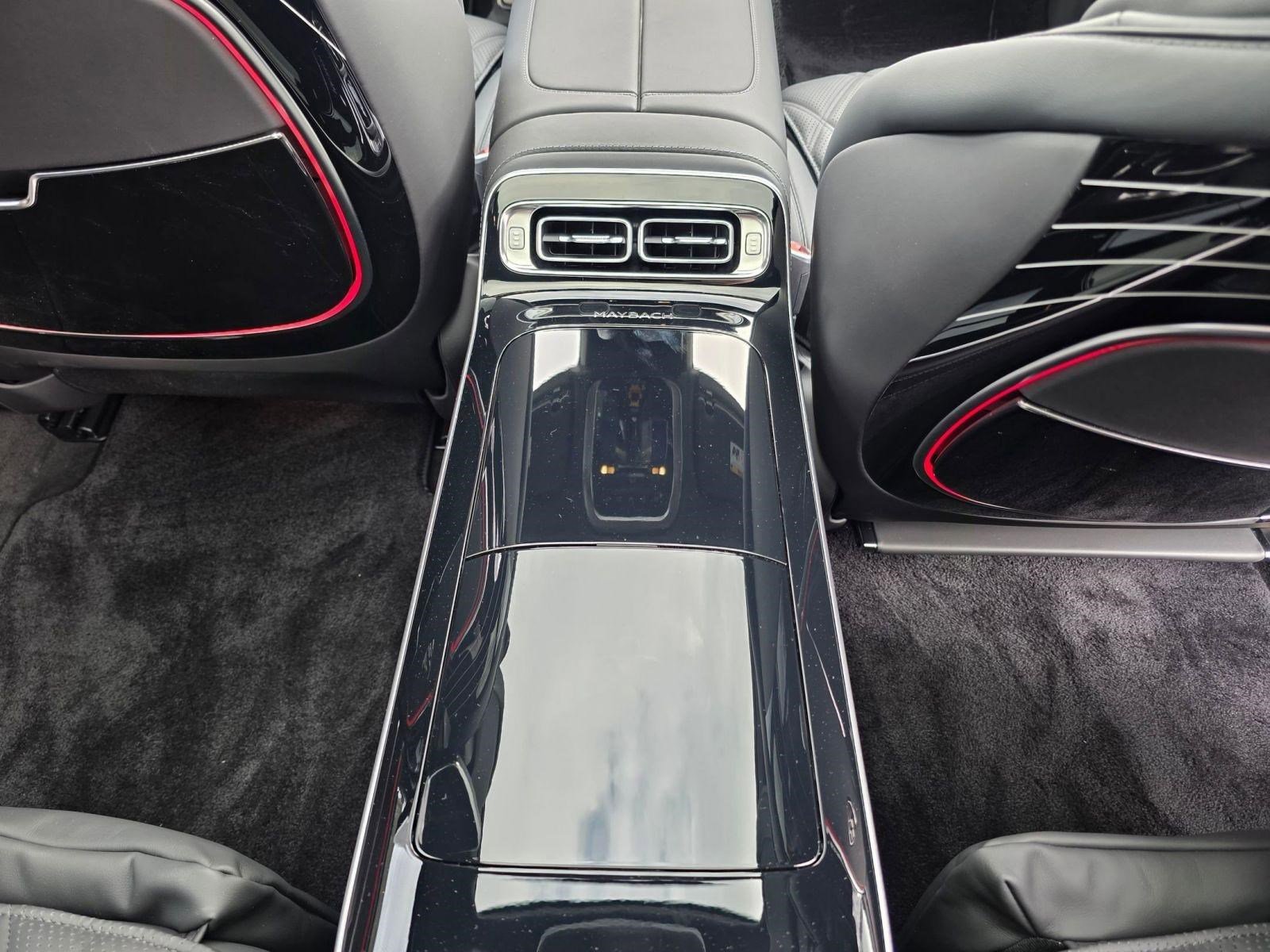 New 2026 Mercedes-Benz Maybach S 680 4MATIC image 17