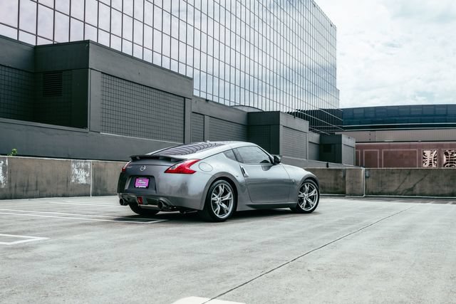 Used 2009 Nissan 370Z Touring RWD image 50