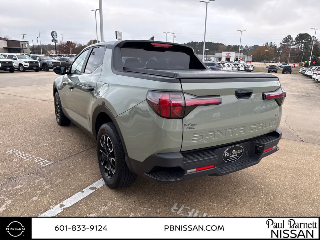 Used 2023 Hyundai Santa Cruz SEL image 11