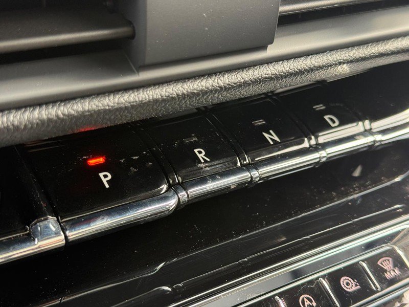 New 2026 Lincoln Corsair Reserve image 14