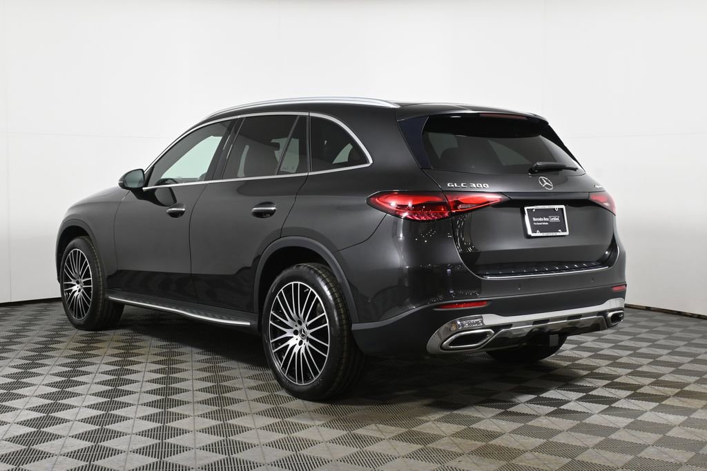 Used 2023 Mercedes-Benz GLC 300 4MATIC image 5