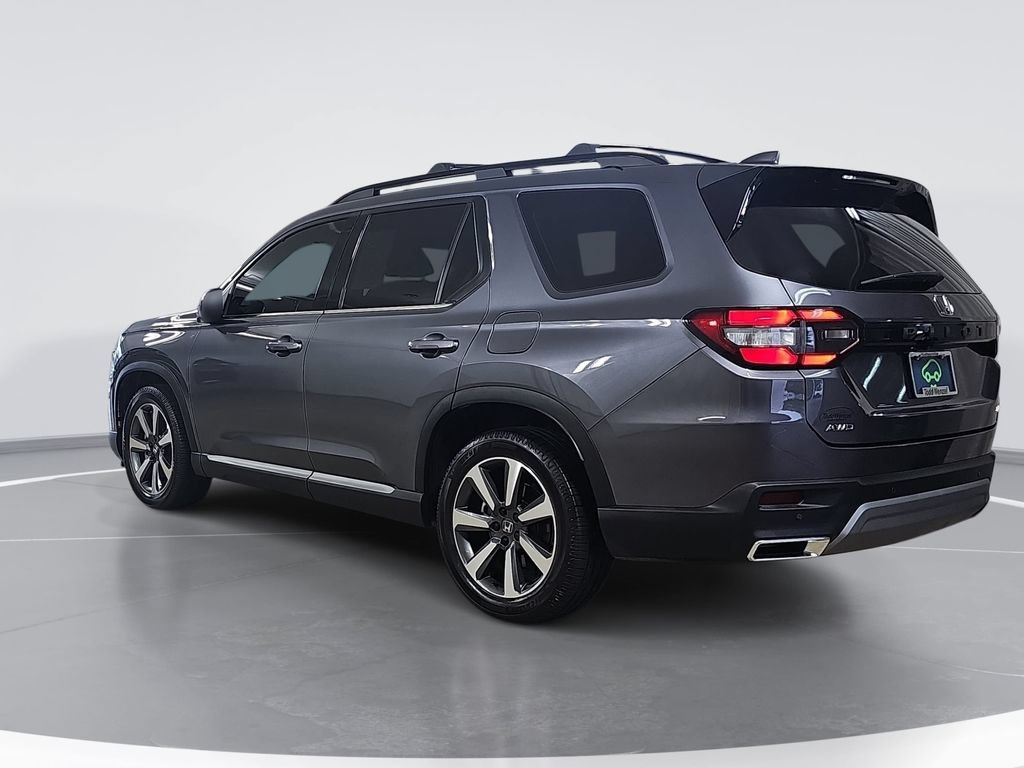 Used 2023 Honda Pilot Elite image 6